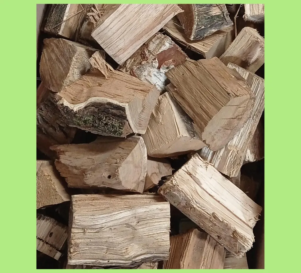 Brennholz – Restholz Mischholz 30 kg Karton, Produktansicht 3